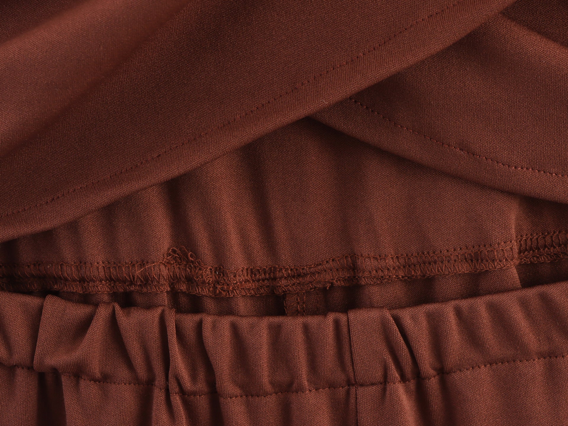 Trendy V Neck Pleated Sleeveless Wide Leg Casual Jumpsuit